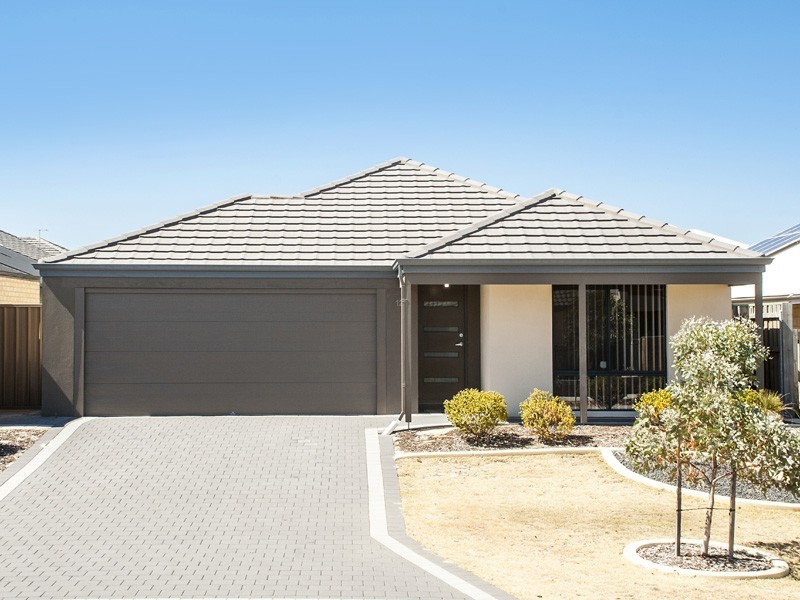 12 Interlaken Loop, Ellenbrook WA 6069