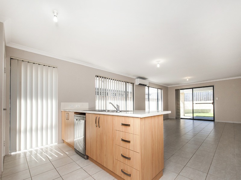 12 Interlaken Loop, Ellenbrook WA 6069