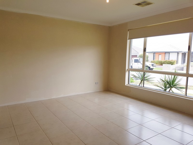 10 Kendal Turn, Alkimos WA 6038