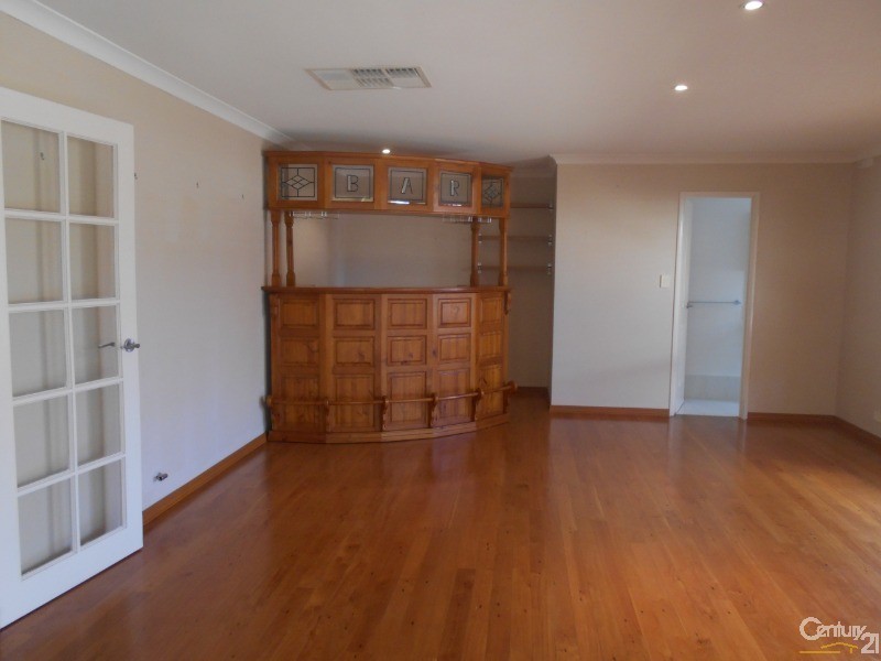 11 Bodensee Grove, Joondalup WA 6027