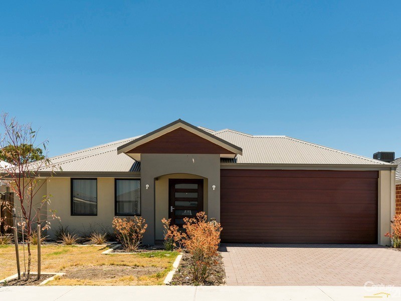 10 Hinxman Drive, Ellenbrook WA 6069