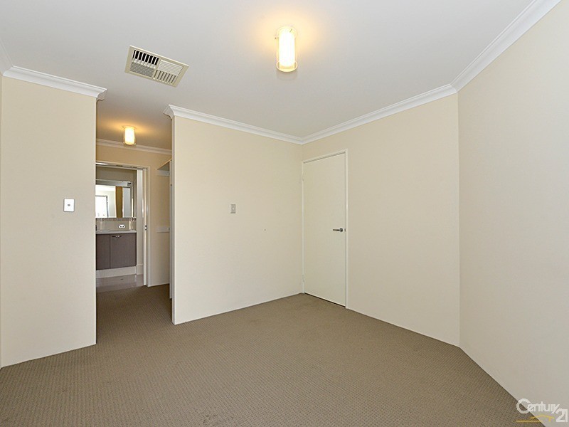 28 Wishard Circuit, Aveley WA 6069