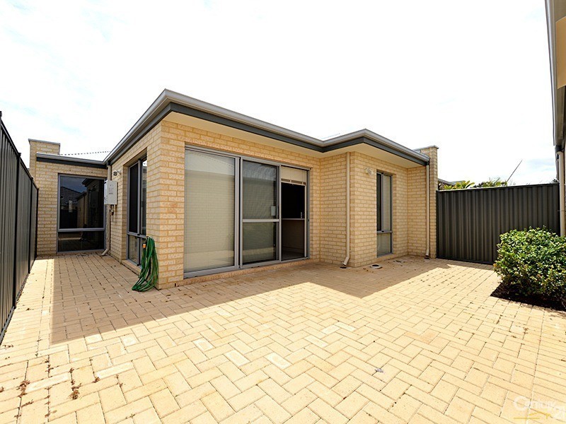 28 Wishard Circuit, Aveley WA 6069