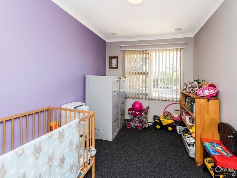 2 Caporn Street, Bullsbrook WA 6084