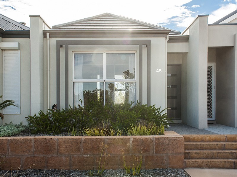 45 Grassdale Parkway, Ellenbrook WA 6069