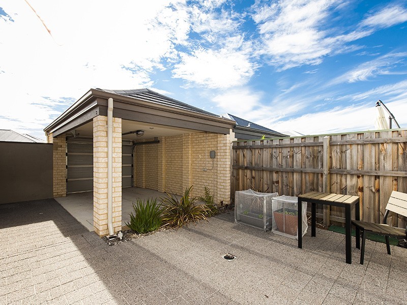 45 Grassdale Parkway, Ellenbrook WA 6069