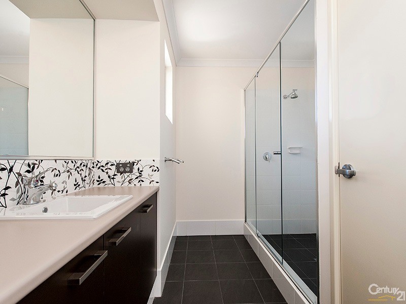 35  Windermere Boulevard, Aveley WA 6069