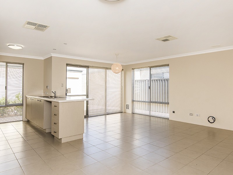 28 Wishard Circuit, Aveley WA 6069