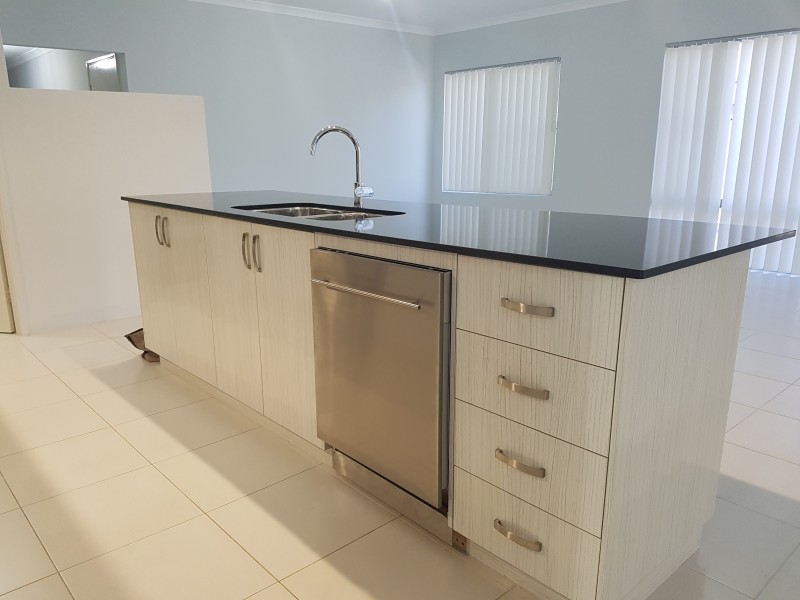 40 Ballebofey Loop, Bullsbrook WA 6084