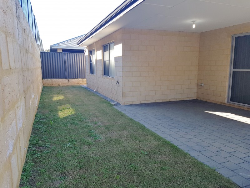 40 Ballebofey Loop, Bullsbrook WA 6084