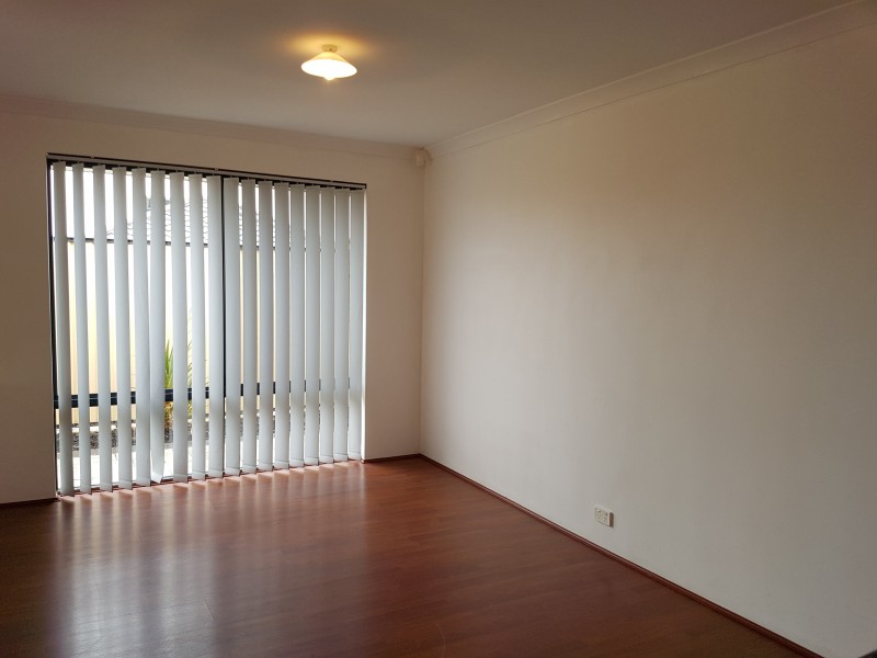 3 Smeaton Lane, Carramar WA 6031