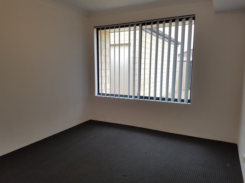 3 Smeaton Lane, Carramar WA 6031