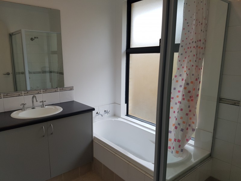 3 Smeaton Lane, Carramar WA 6031