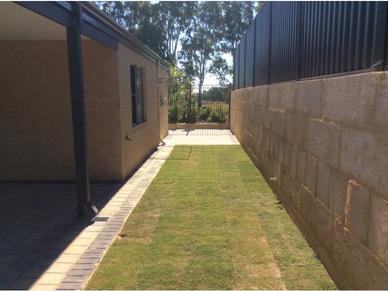 42 Balleybofey Loop, Bullsbrook WA 6084