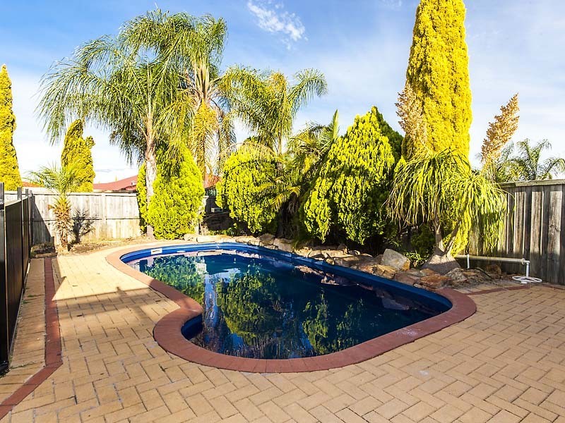 14 Pinea Turn, Ellenbrook WA 6069