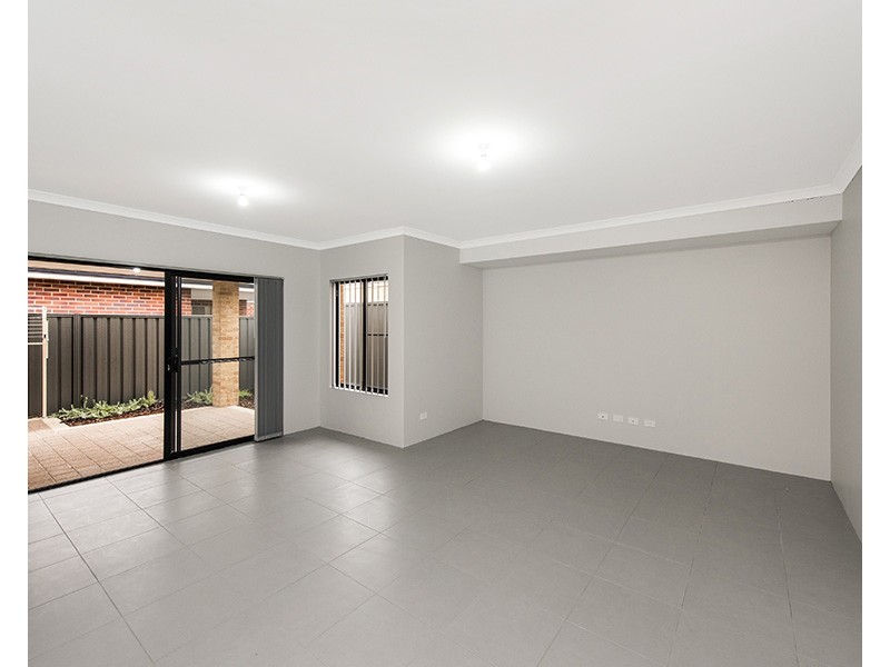 1/34 Janselling Avenue, Ellenbrook WA 6069