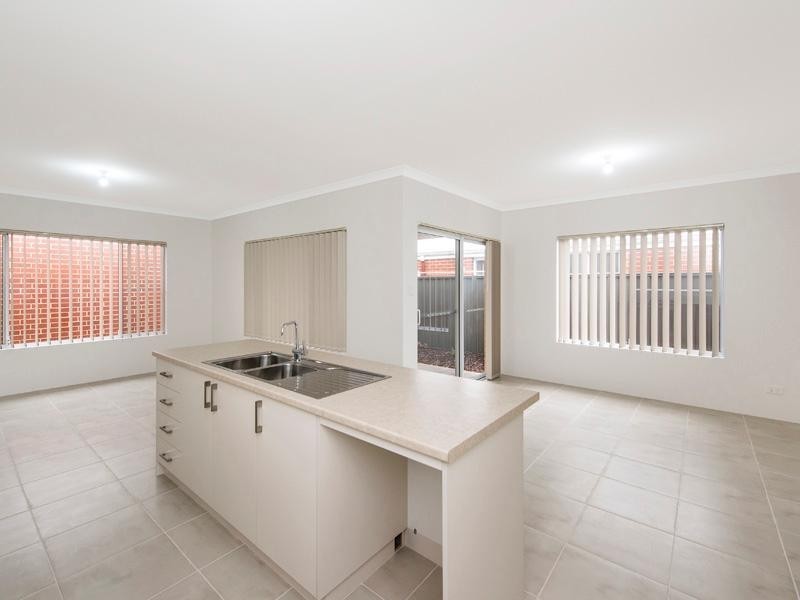 6/34 Janselling Avenue, Ellenbrook WA 6069