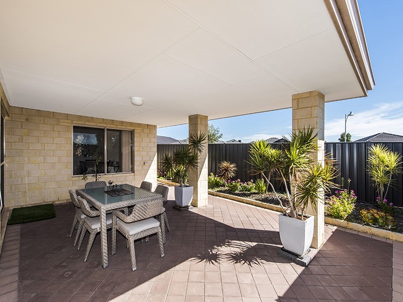 1 Girramay Road, Banksia Grove WA 6031