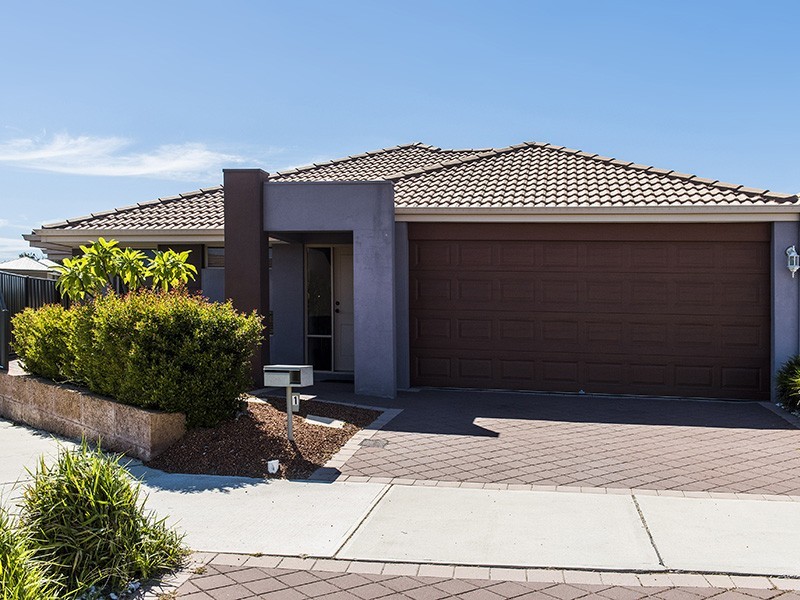 1 Girramay Road, Banksia Grove WA 6031