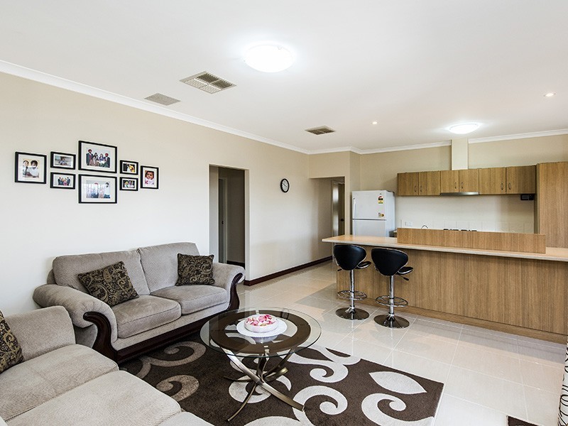 1 Girramay Road, Banksia Grove WA 6031