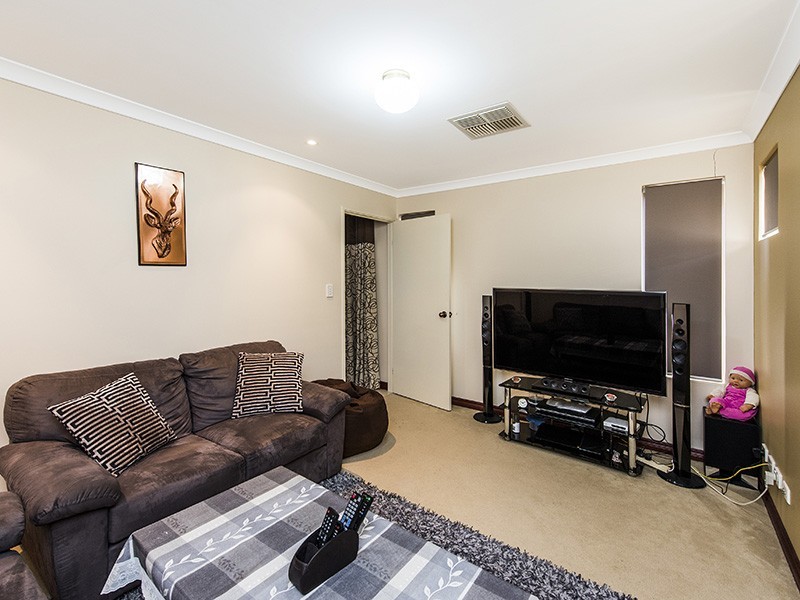 1 Girramay Road, Banksia Grove WA 6031