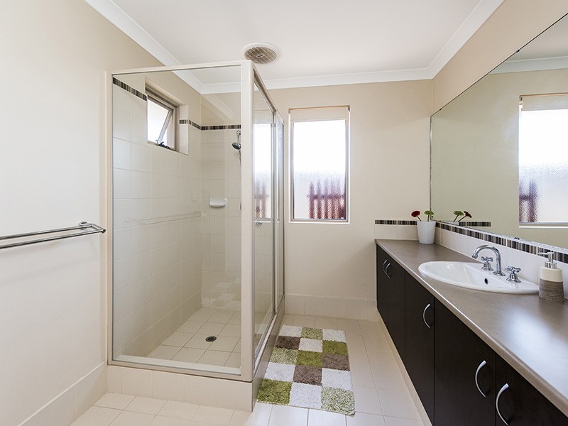 1 Girramay Road, Banksia Grove WA 6031