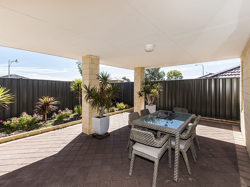 1 Girramay Road, Banksia Grove WA 6031