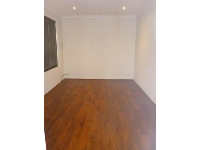 17 Leopold Turn, Ellenbrook WA 6069