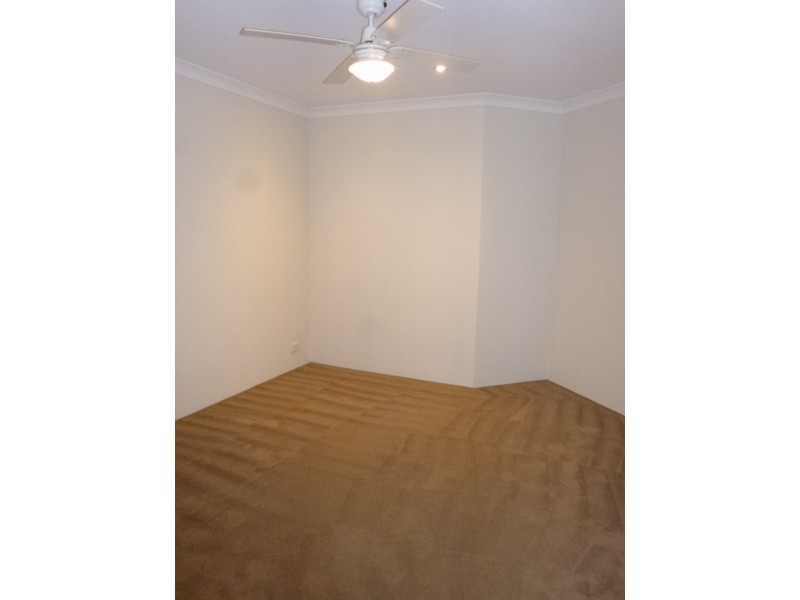 17 Leopold Turn, Ellenbrook WA 6069