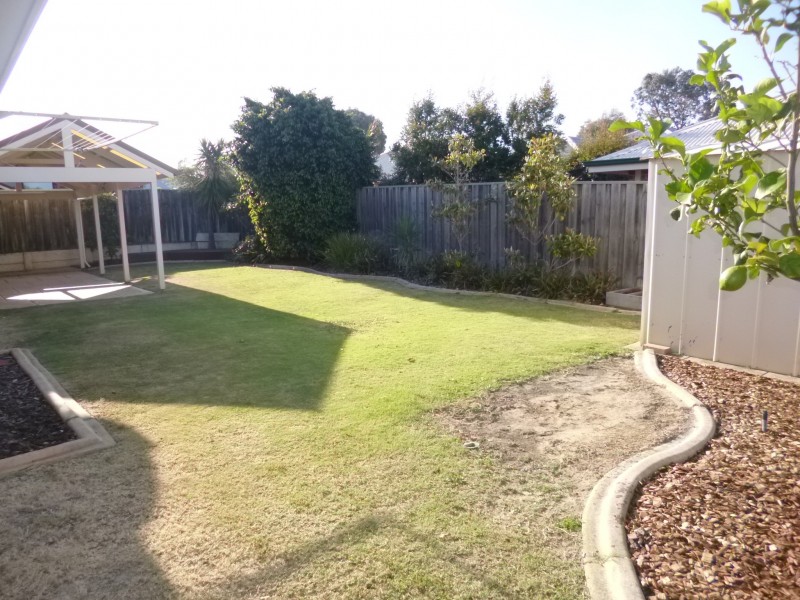 17 Leopold Turn, Ellenbrook WA 6069