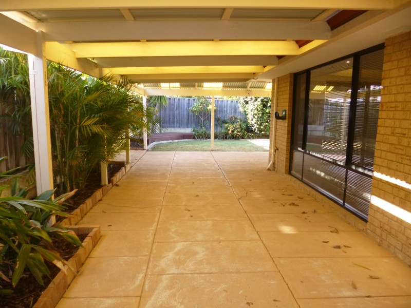 17 Leopold Turn, Ellenbrook WA 6069