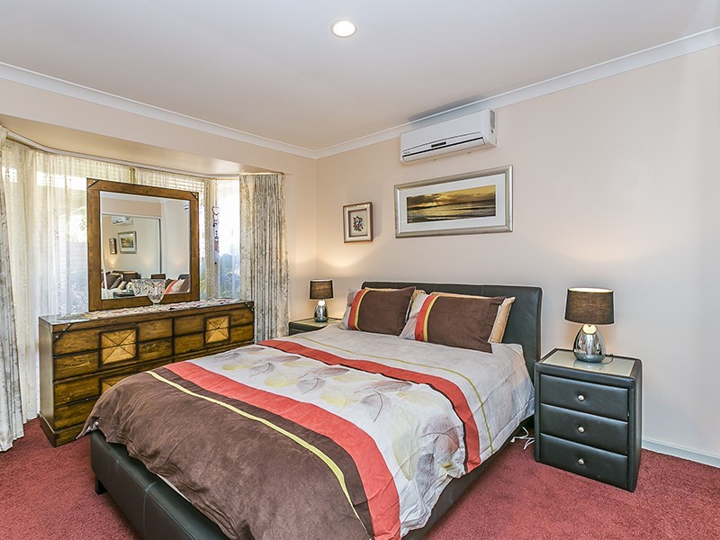 2/42 Stonehaven Parade, Kinross WA 6028