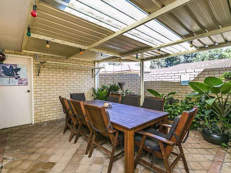 2/42 Stonehaven Parade, Kinross WA 6028