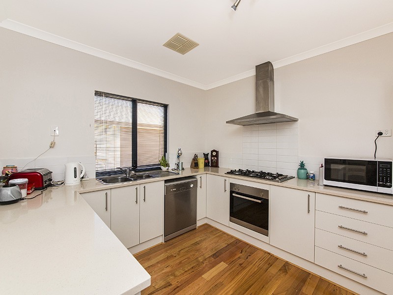 3 Ollave Circuit, Aveley WA 6069