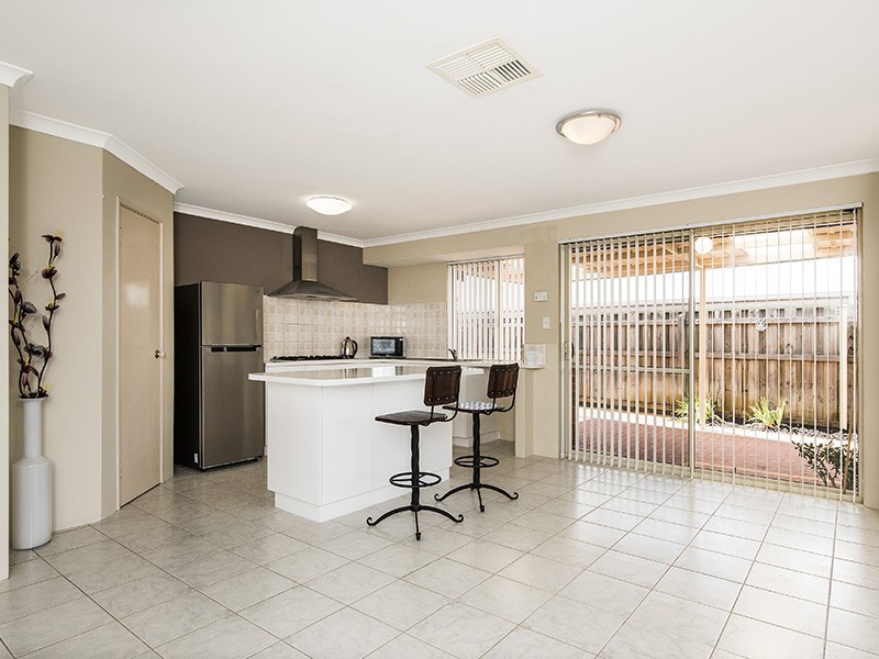 41 Birkett Circle, Ellenbrook WA 6069