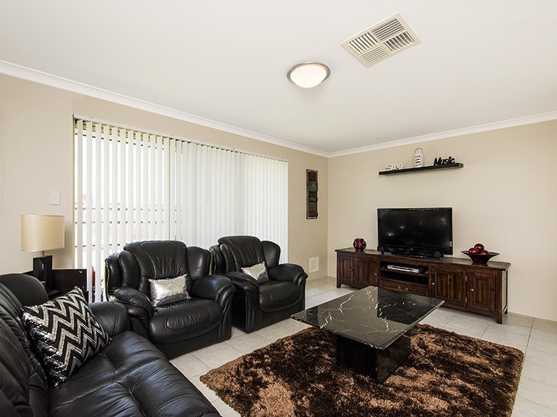 41 Birkett Circle, Ellenbrook WA 6069