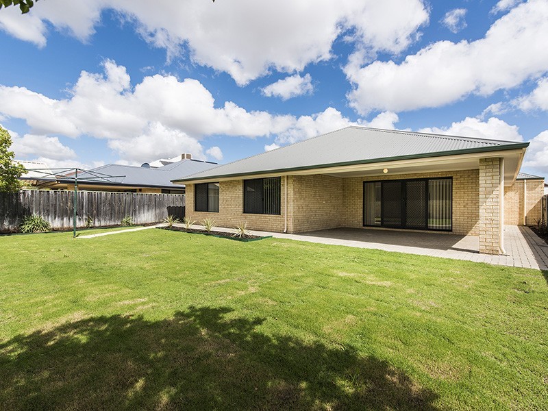 50 Mona Vale Loop, Ellenbrook WA 6069