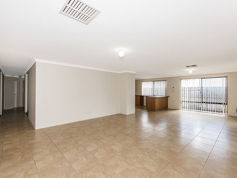 50 Mona Vale Loop, Ellenbrook WA 6069