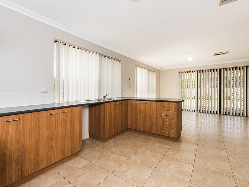 50 Mona Vale Loop, Ellenbrook WA 6069