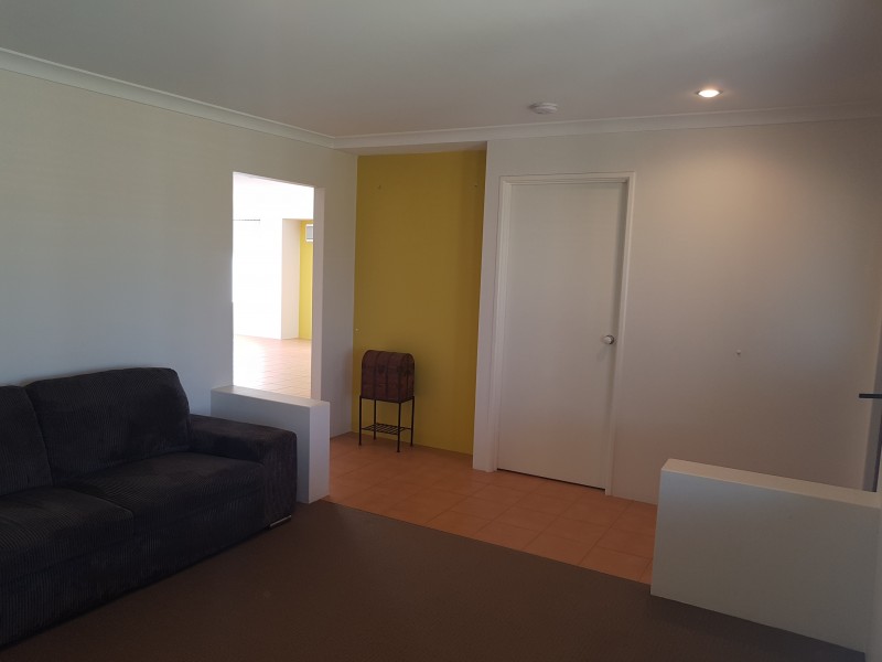 1/131 Coolamon Boulevard, Ellenbrook WA 6069