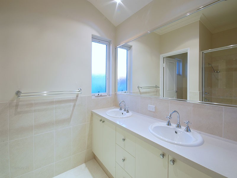 10 Wallsend Road, Woodbridge WA 6056