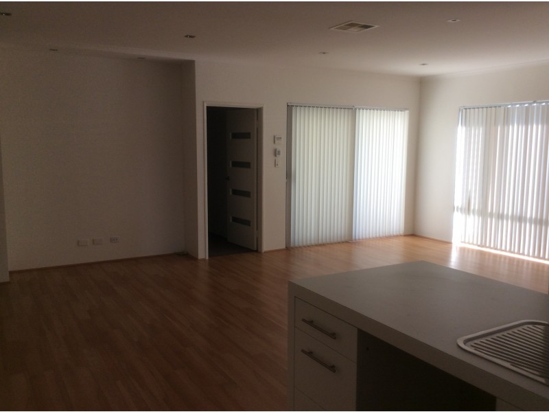 11 Minnow Fairway, Aveley WA 6069