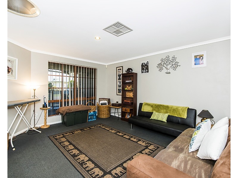 7 Alderley Close, Ellenbrook WA 6069