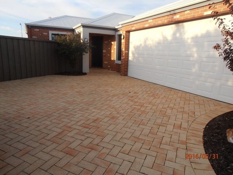3/5 Kea Court, Ellenbrook WA 6069