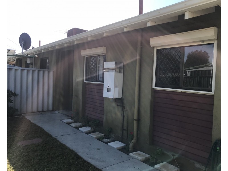 12F George Street, Midland WA 6056