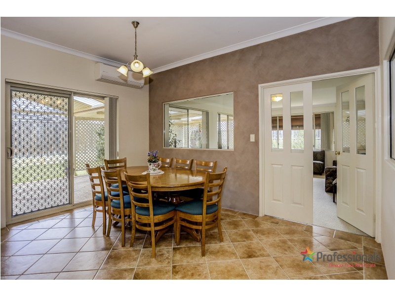 6 Lacebark Court, Ellenbrook WA 6069