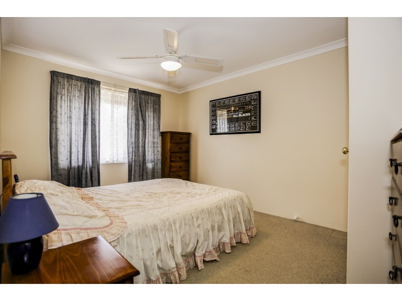 6 Lacebark Court, Ellenbrook WA 6069