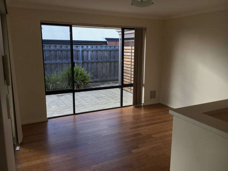 9 Birchmore Gardens, Ellenbrook WA 6069