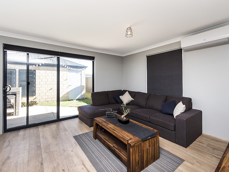 1 Ambit Way, Aveley WA 6069