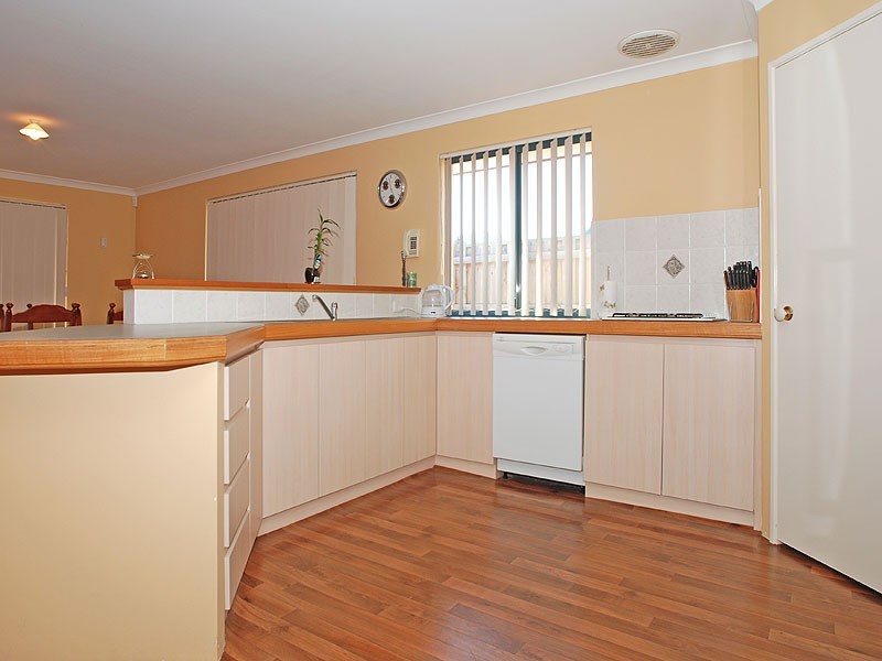 31 Killara Ave, Ellenbrook WA 6069